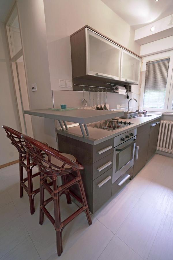 Ratan Appartement Belgrado Buitenkant foto